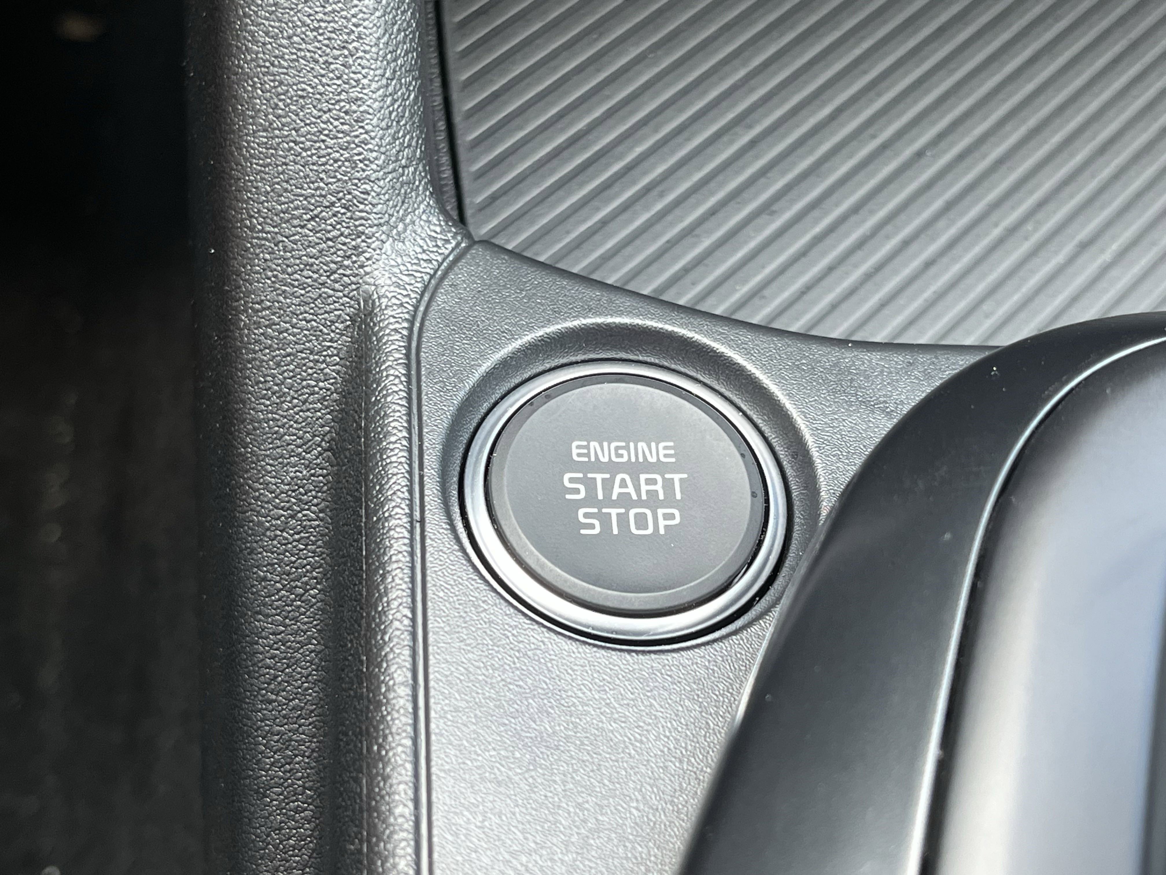 2025 Kia K4 LXS photo 8