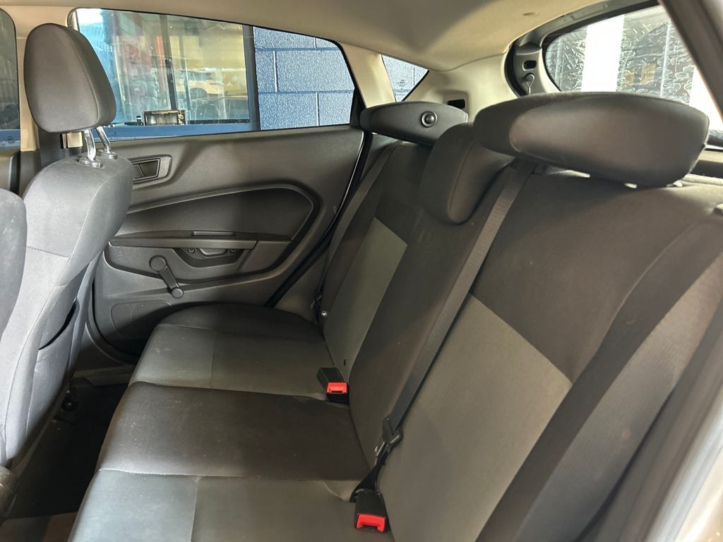 2018 Ford Fiesta S photo 9