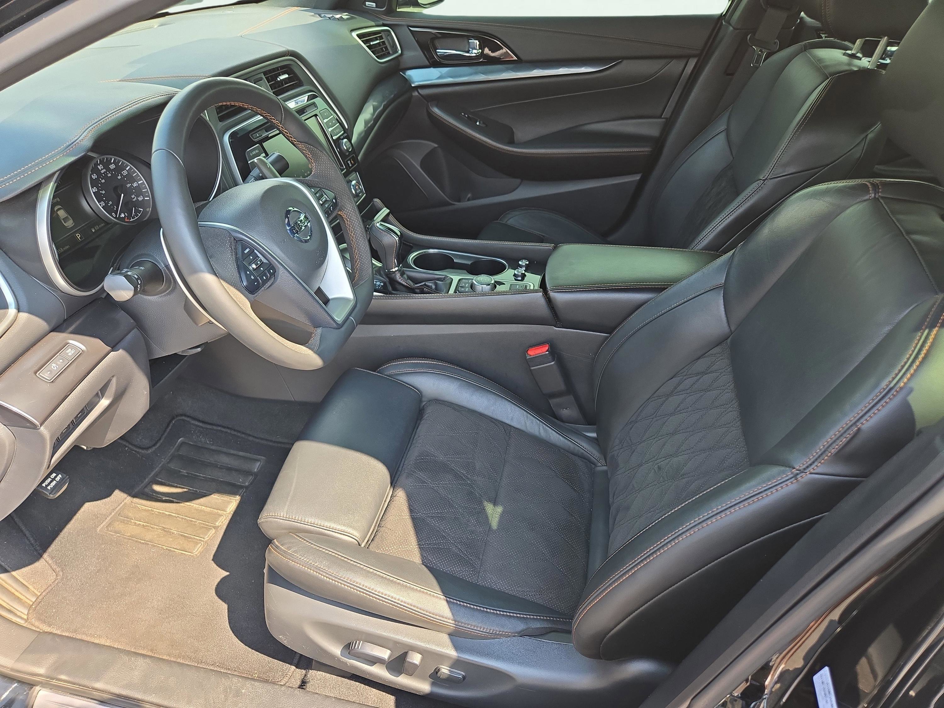2022 Nissan Maxima SR photo 13
