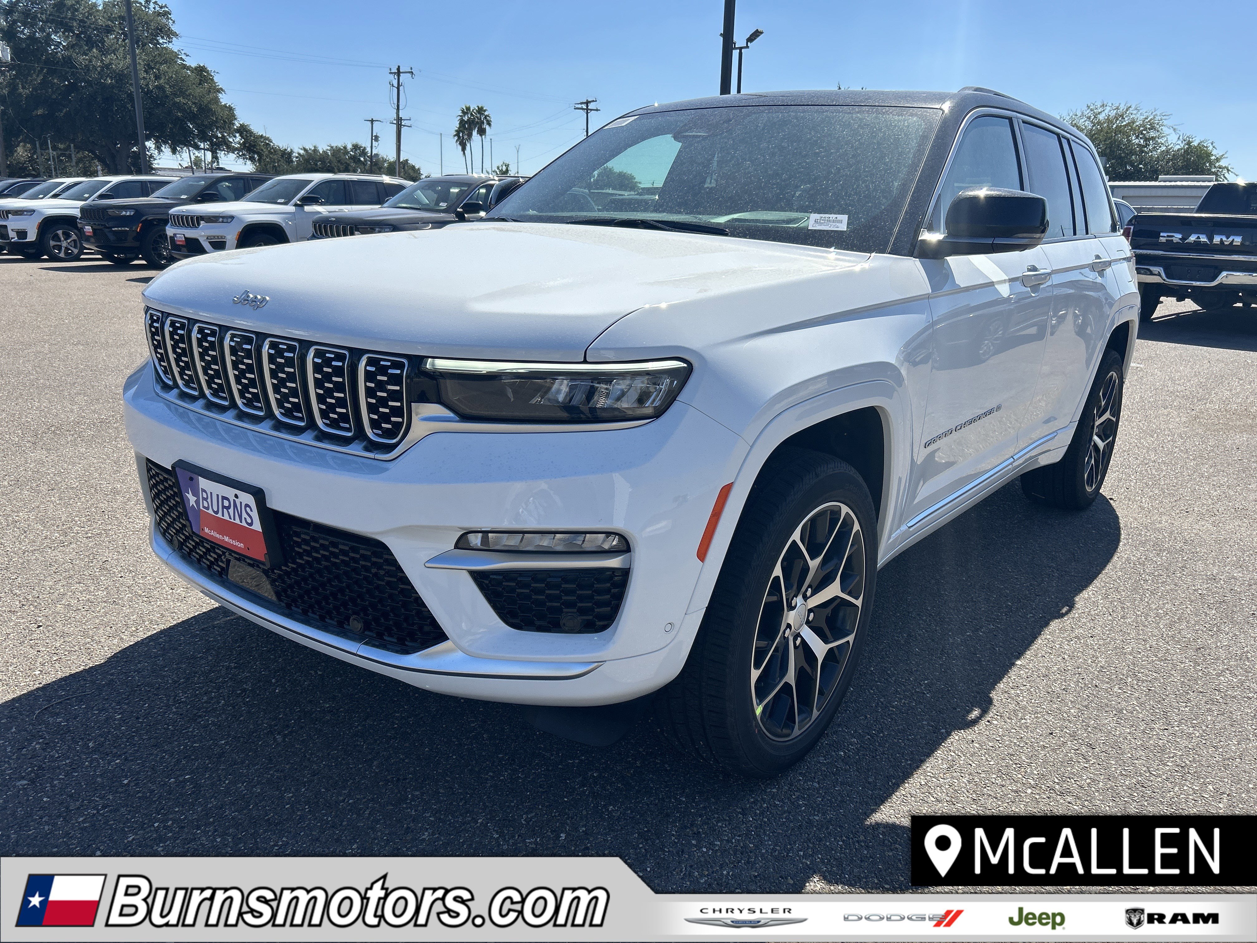 2025 Jeep Grand Cherokee Summit Reserve's photo