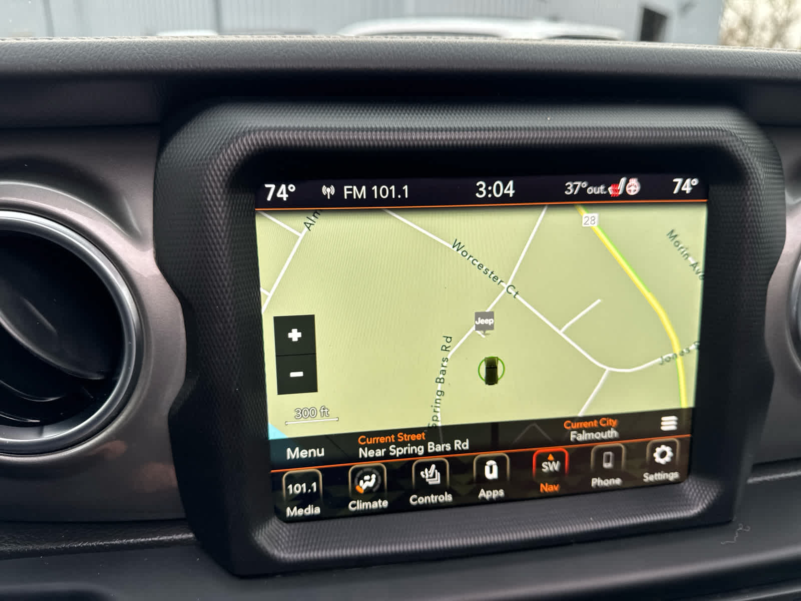 2023 Jeep Wrangler Sahara photo 38