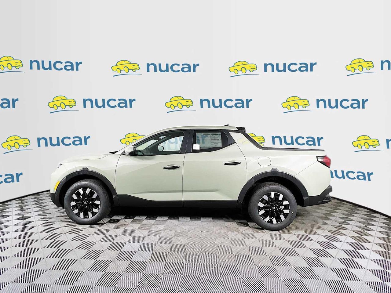 2026 Hyundai Santa Cruz SE photo 3