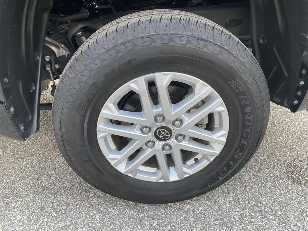 2024 Toyota Tundra SR5 photo 7