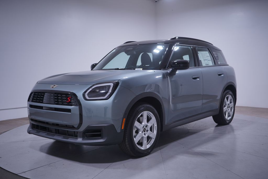 2026 MINI Countryman S's photo