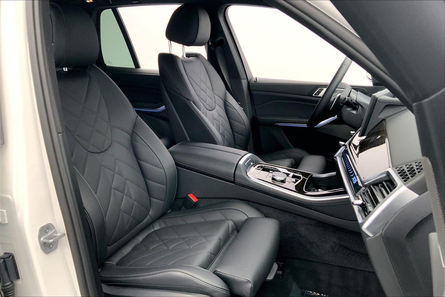 2025 Bmw X5 xDrive40i photo 3