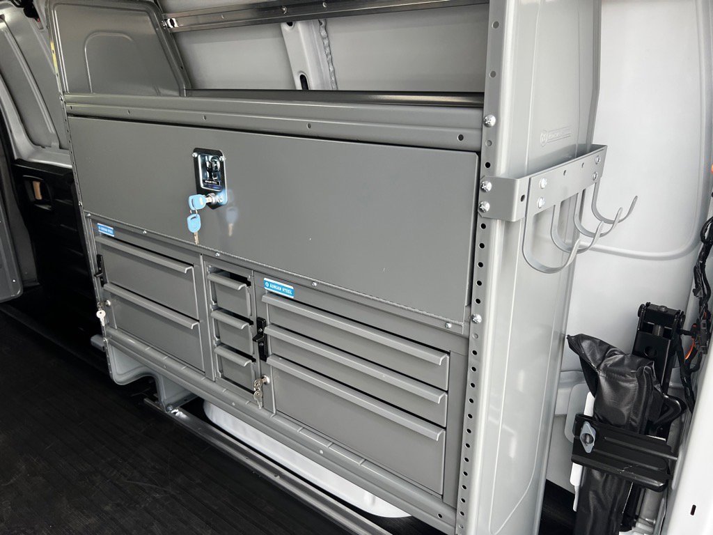2025 Gmc Savana 2500 Cargo photo 2