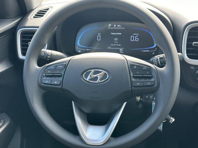 2025 Hyundai Venue SE photo 18