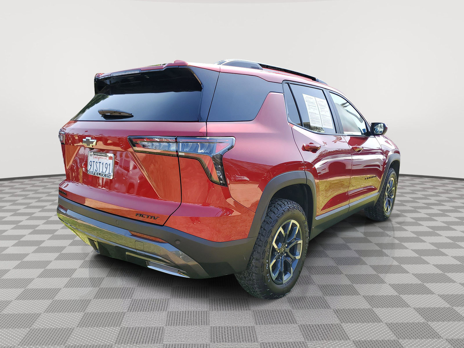 2025 Chevrolet Equinox ACTIV photo 2