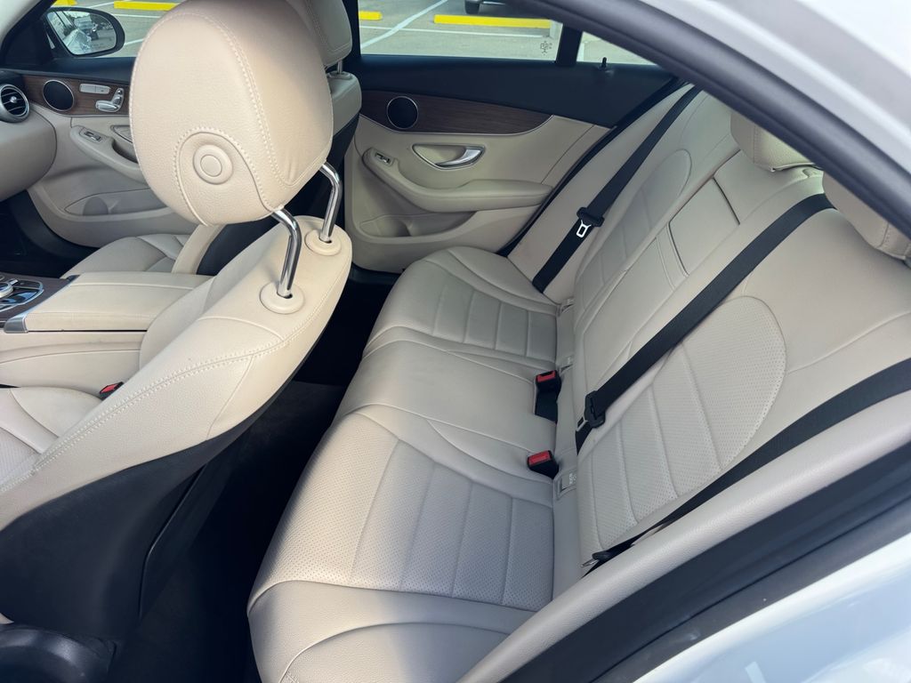 2021 Mercedes Benz C 300 photo 18