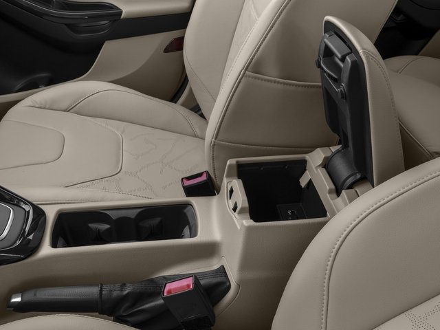 2017 Ford Focus Electric photo 2