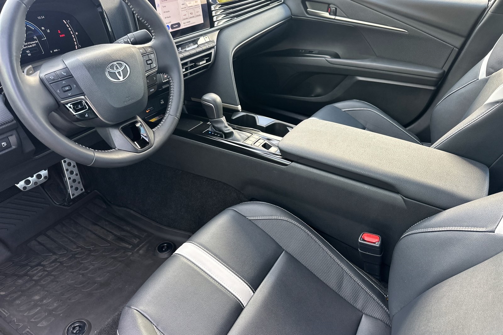 2025 Toyota Camry XSE photo 5