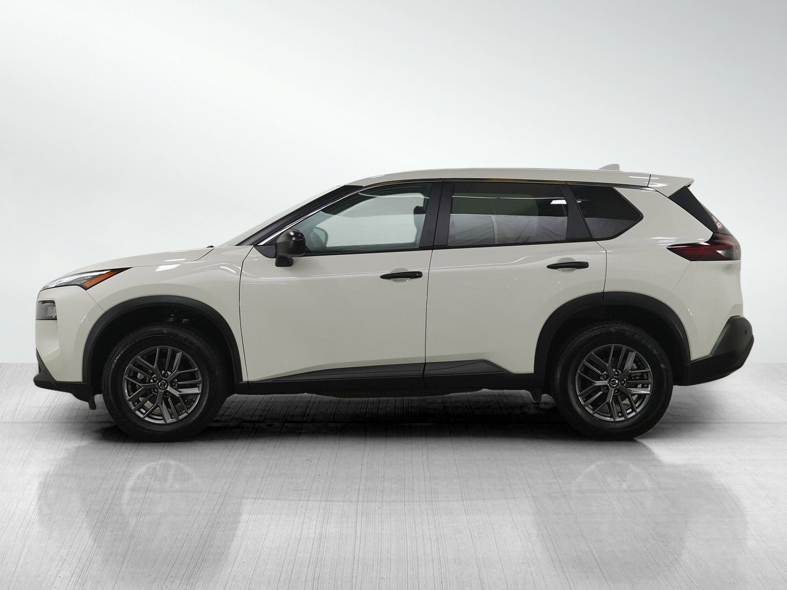 Used 2021 Nissan Rogue S with VIN 5N1AT3ABXMC753872 for sale in Minneapolis, Minnesota