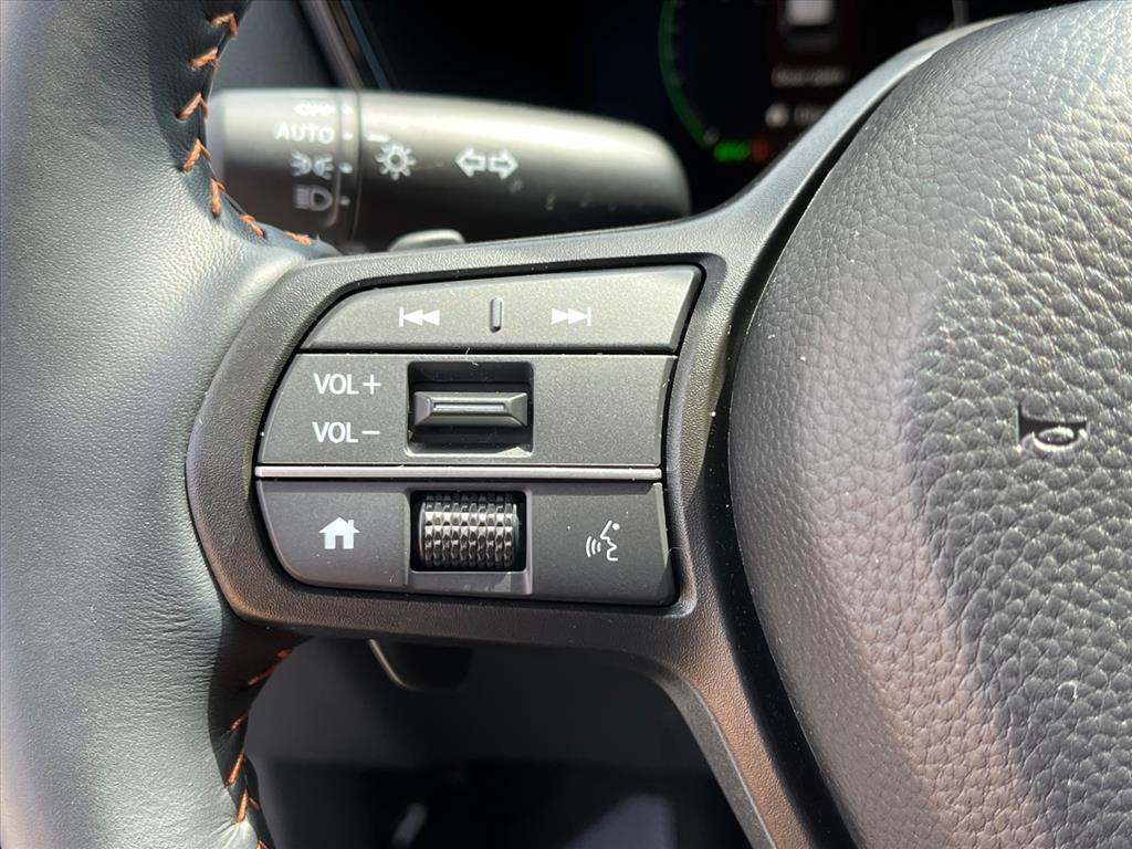 2025 Honda CR-V Hybrid Sport-L photo 12