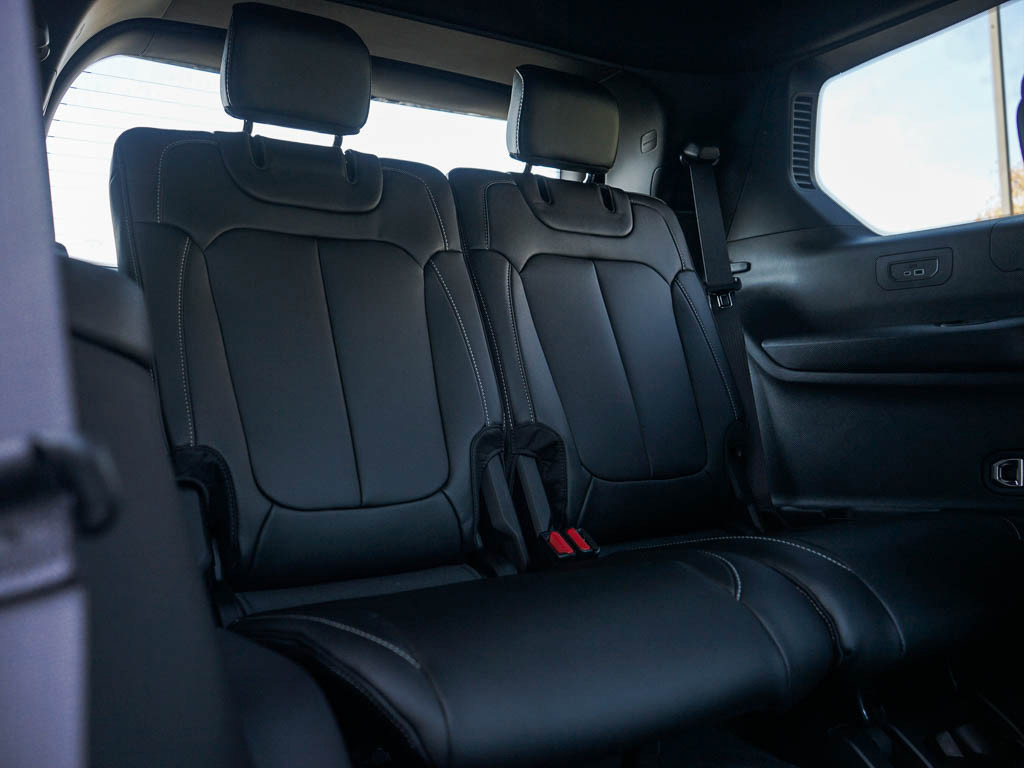 2025 Jeep Grand Cherokee Limited photo 10