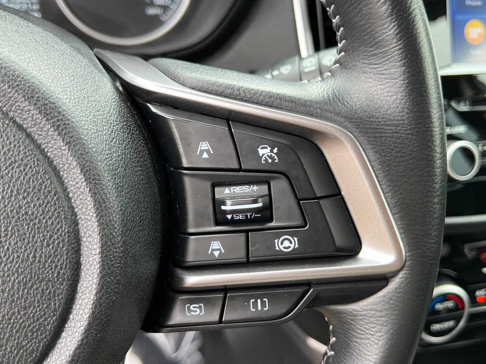 2023 Subaru Forester Premium photo 24