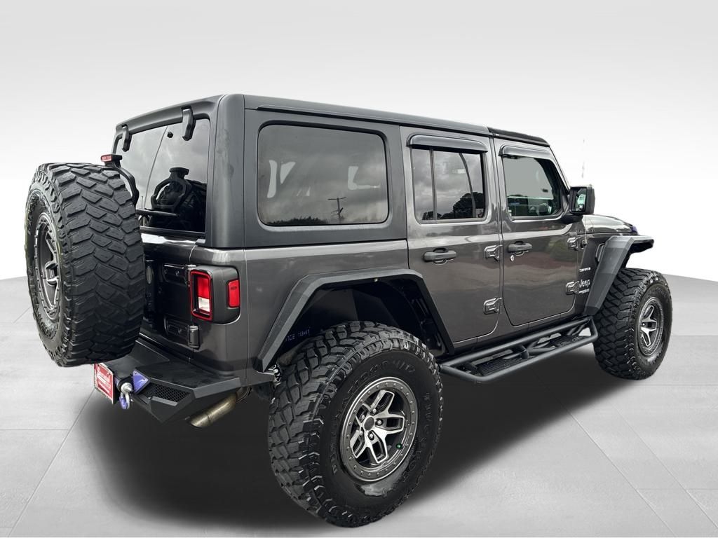 2020 Jeep Wrangler Unlimited Sahara photo 5