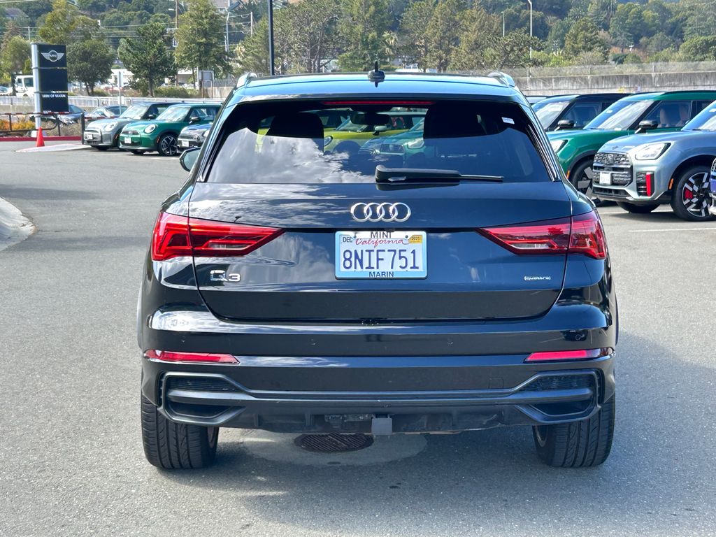 2020 Audi Q3 Prestige S line photo 4