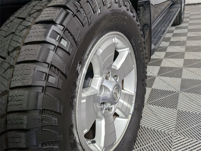 2004 Toyota 4Runner Limited photo 8