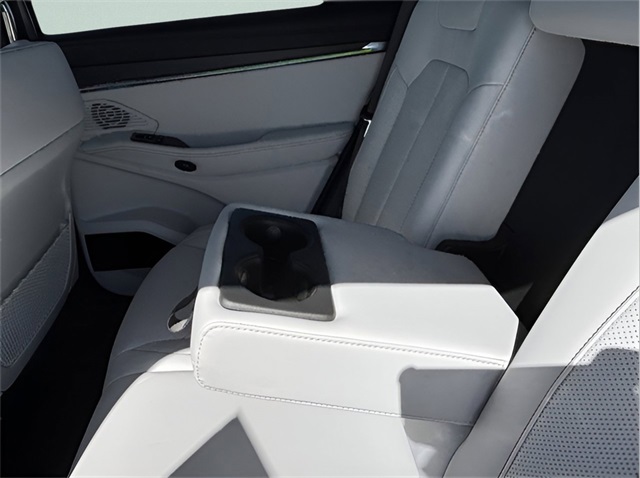 2025 Jeep Wagoneer S Limited photo 22