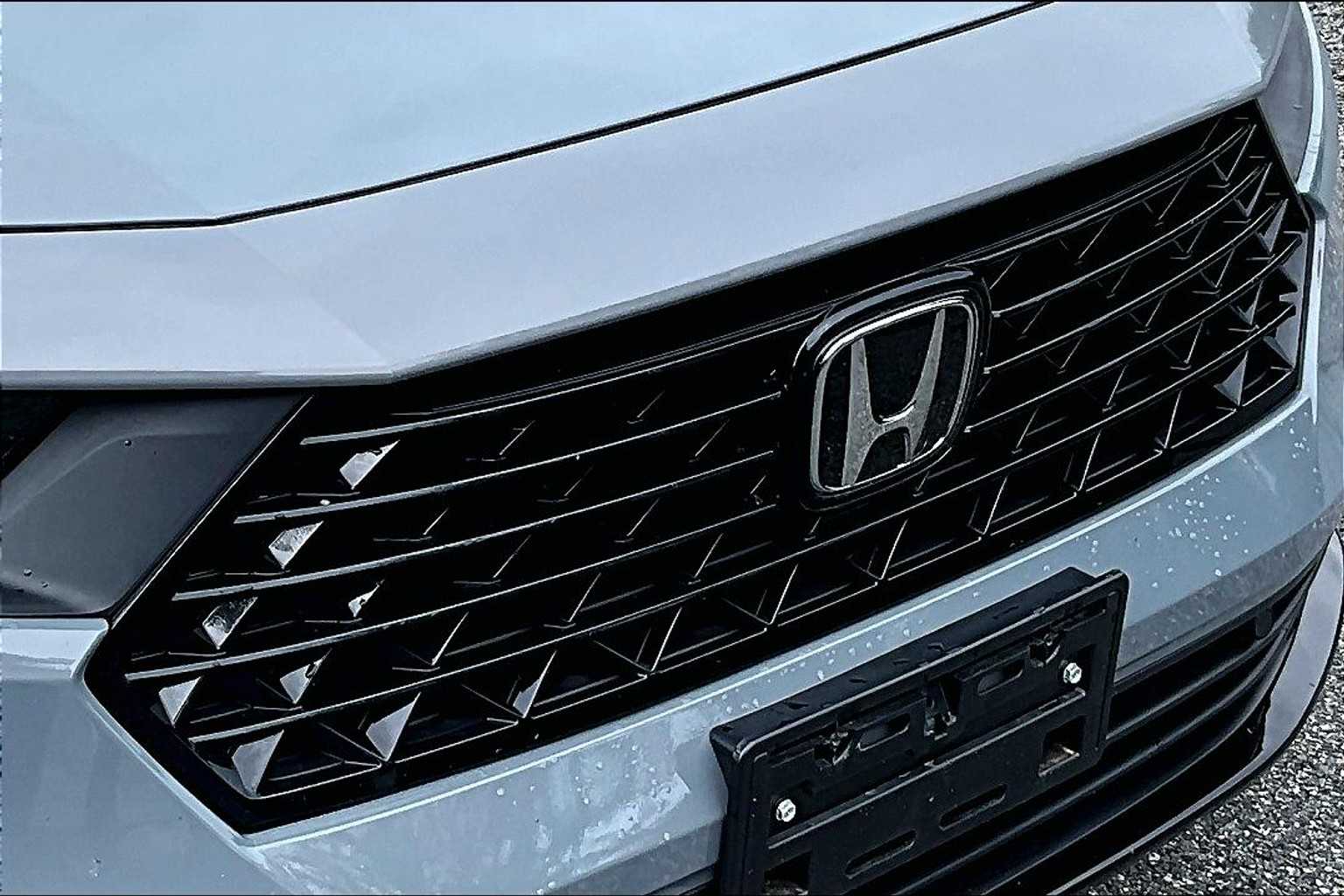 2025 Honda Accord Hybrid Touring photo 28