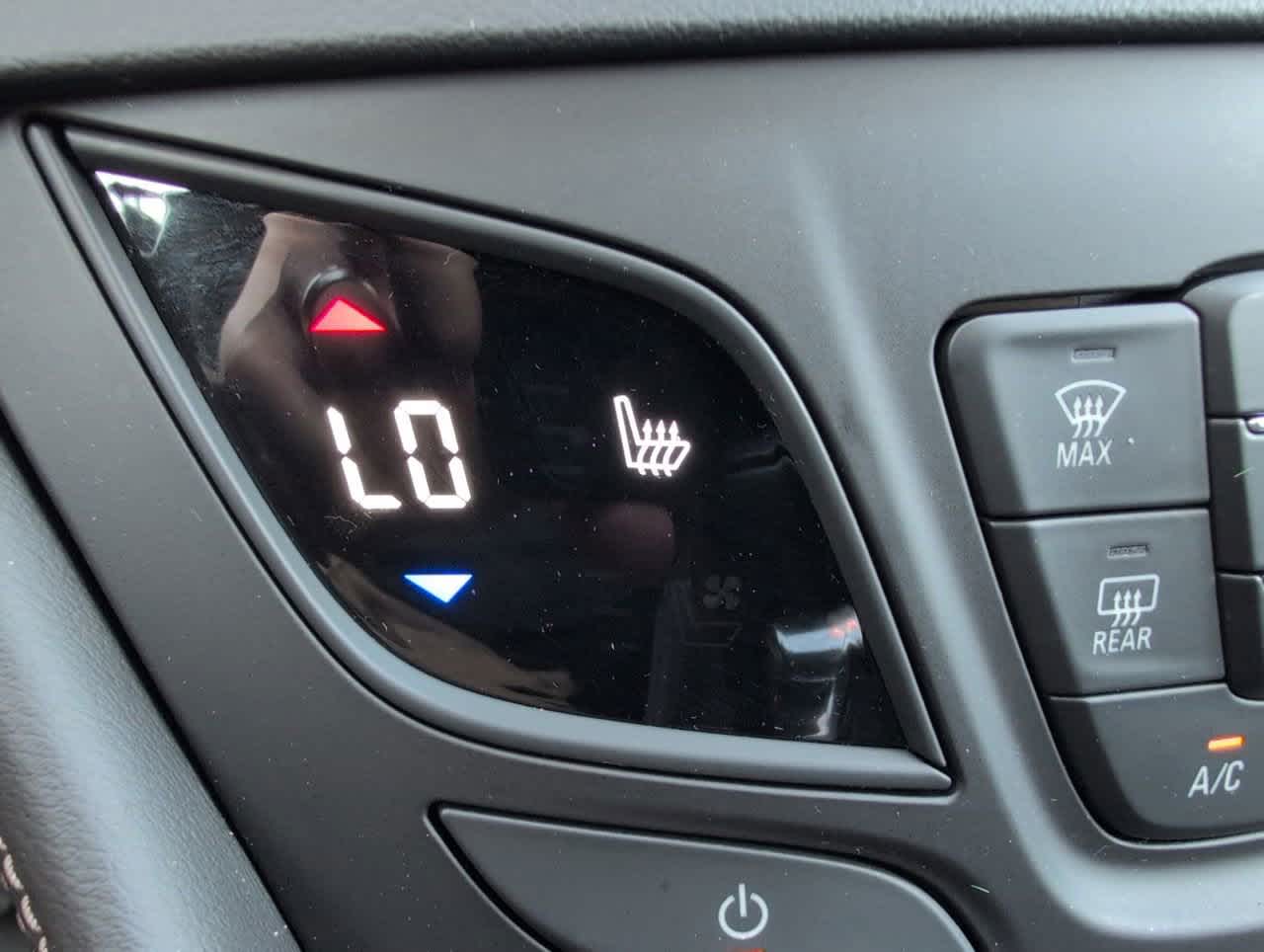 2018 Buick Envision Essence photo 25