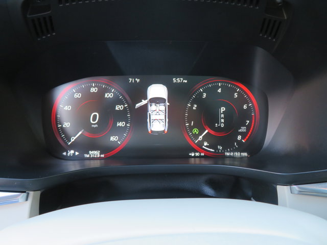 2018 Volvo XC60 Inscription photo 31