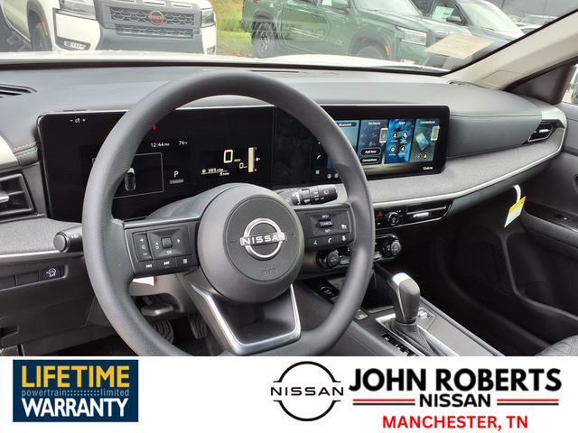 2026 Nissan Kicks SV photo 3