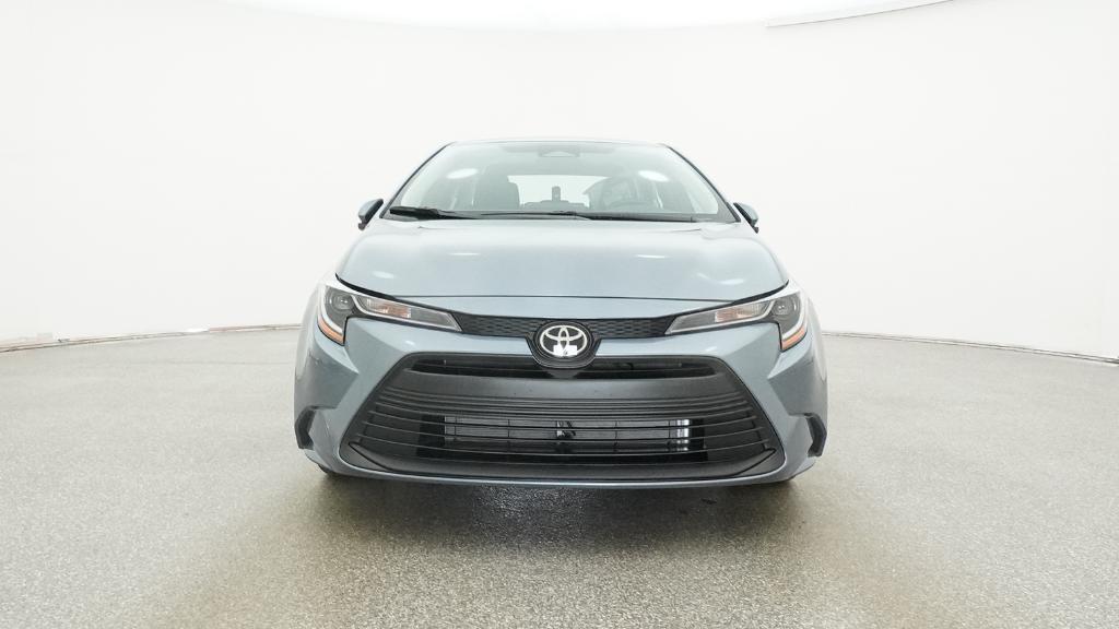 2026 Toyota Corolla LE photo 3