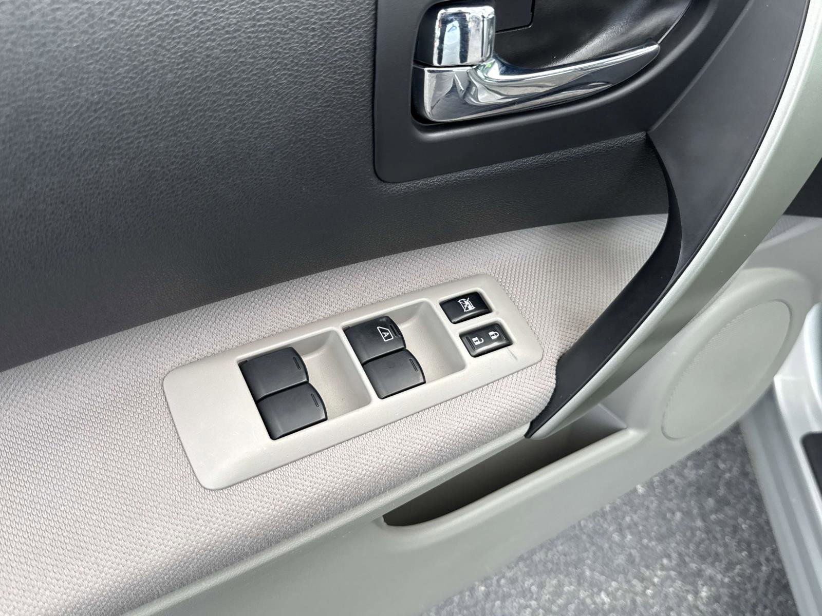2012 Nissan Rogue Sport photo 14