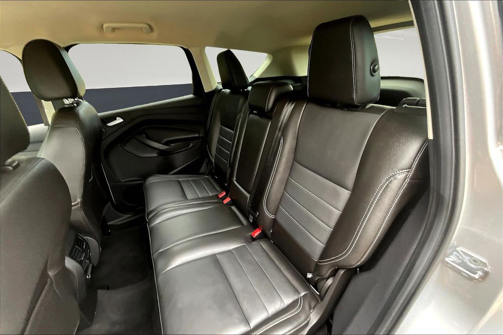 2016 Ford Escape Titanium photo 20