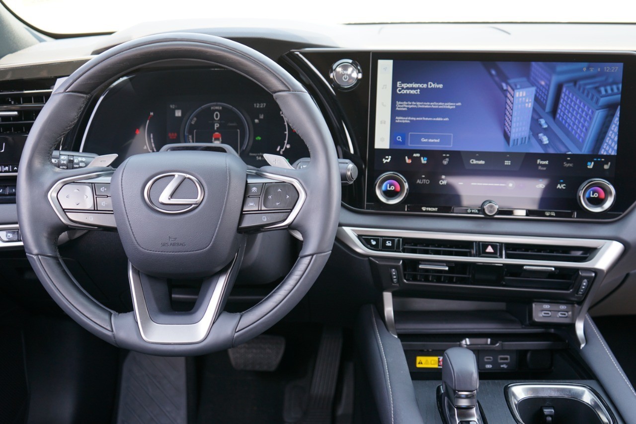 2023 Lexus RX 350h Luxury photo 27