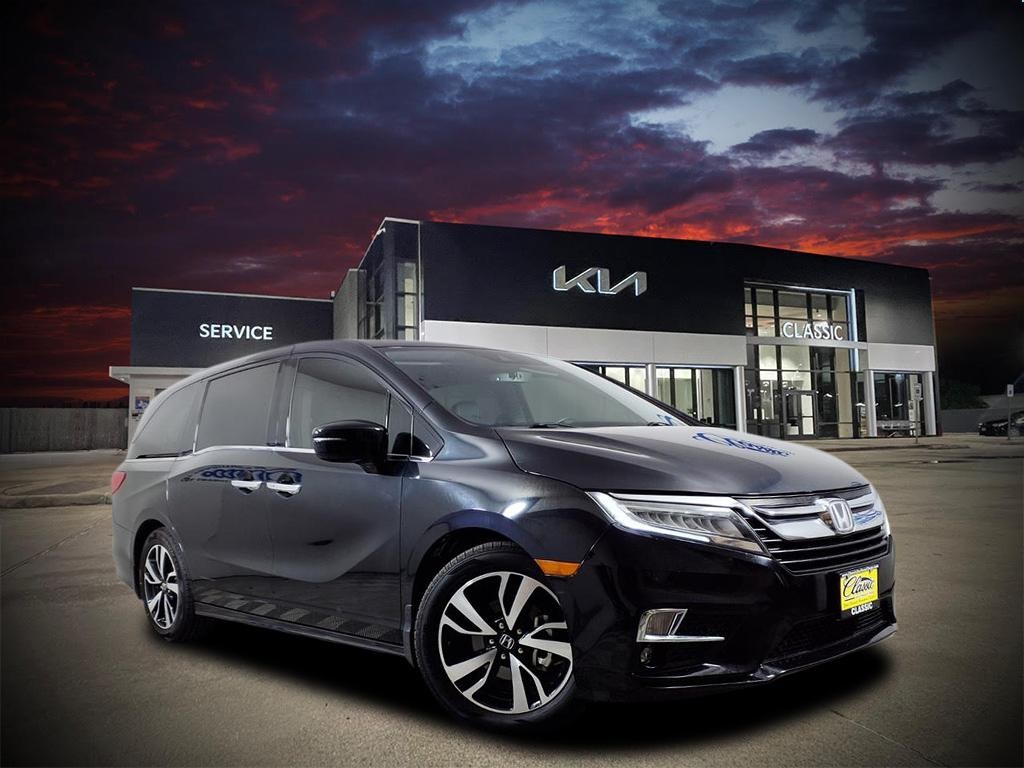 2018 Honda Odyssey Elite's photo