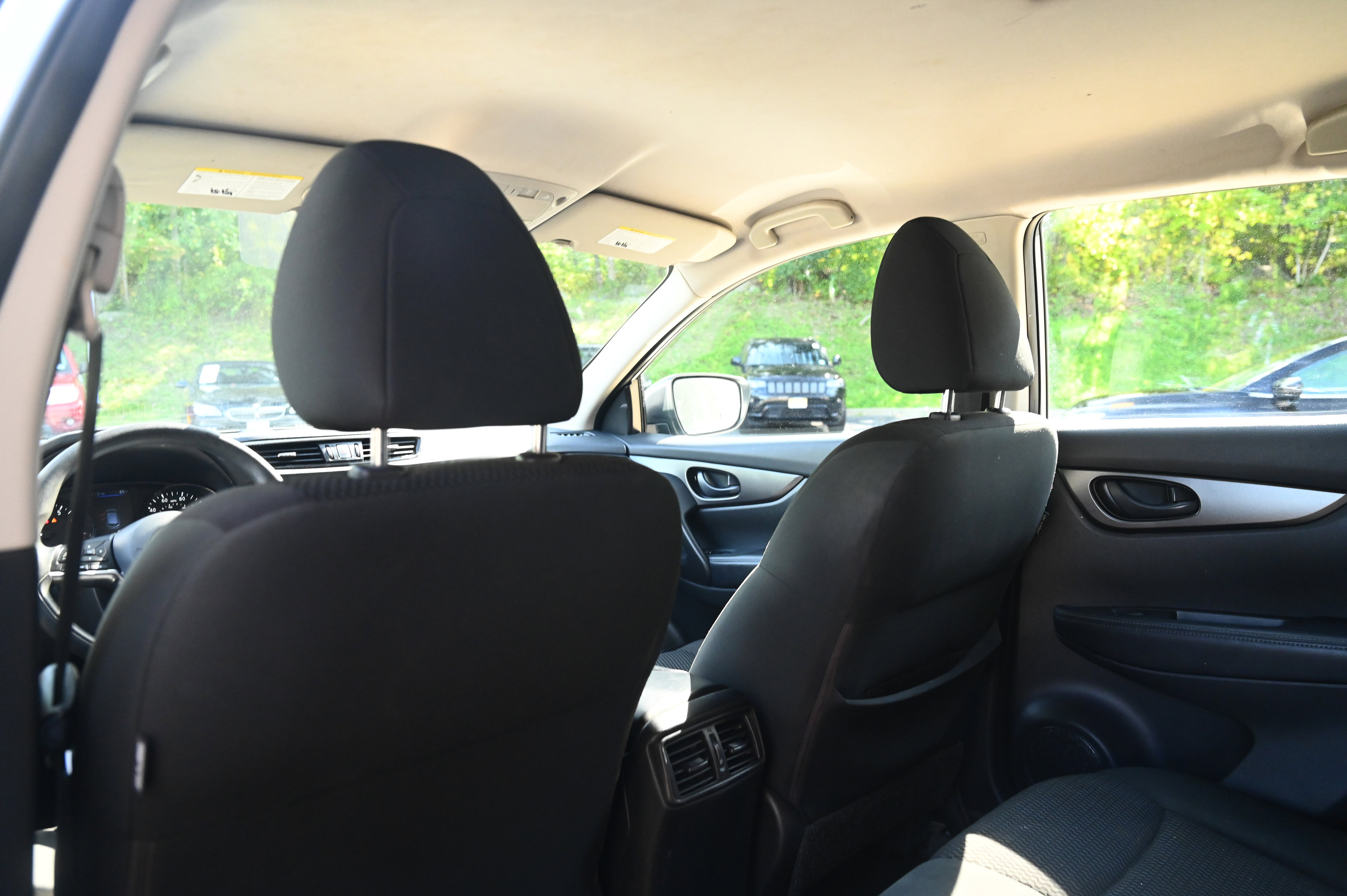 2019 Nissan Rogue Sport S photo 20