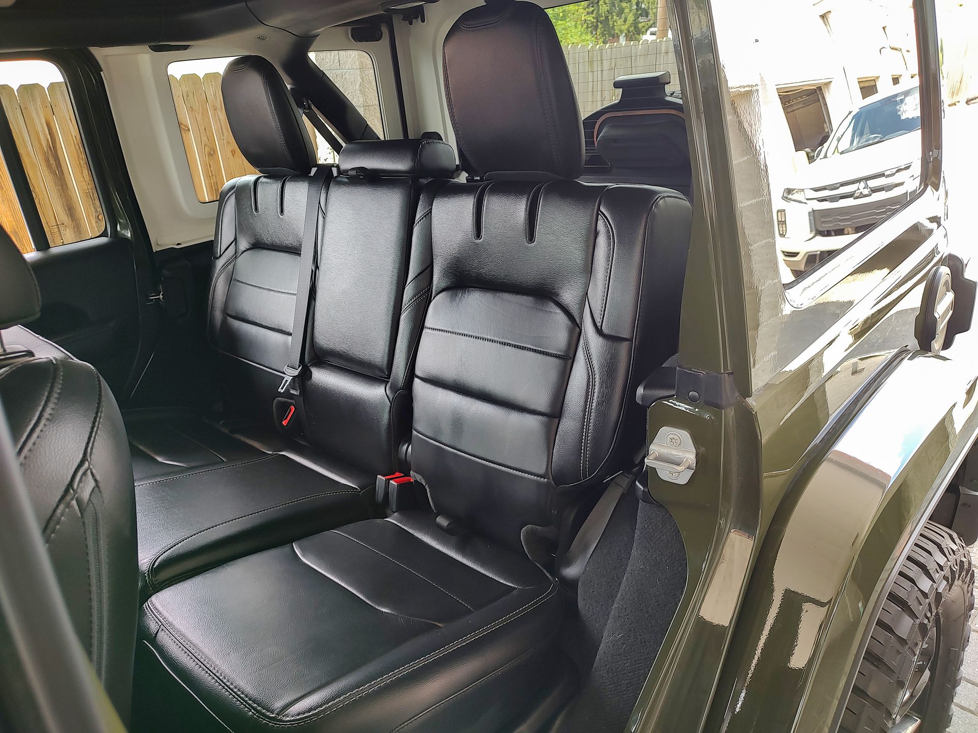 2021 Jeep Wrangler Unlimited Sahara 4xe photo 4
