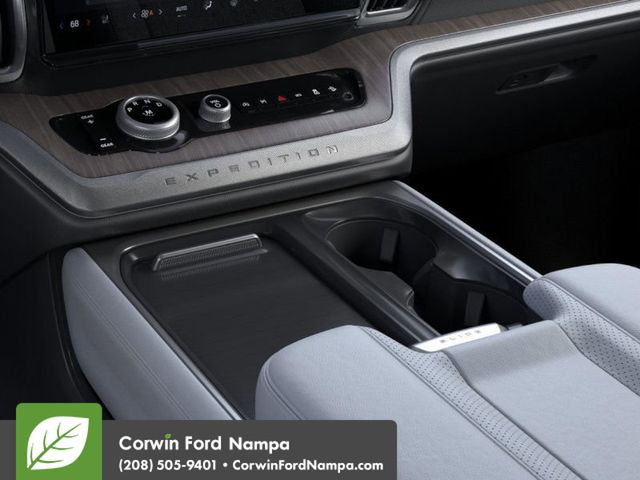 2025 Ford Expedition MAX Platinum photo 14