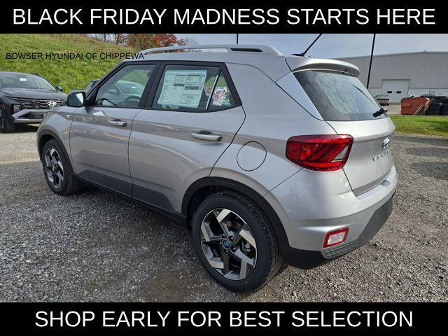 2026 Hyundai Venue SEL photo 2