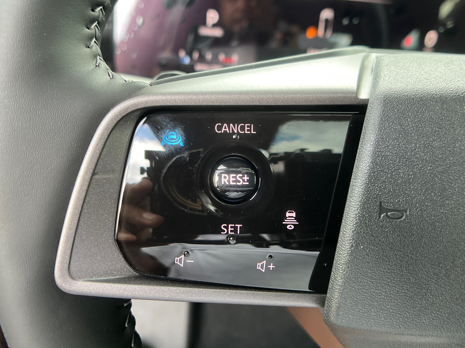 2025 Nissan Murano SL photo 30