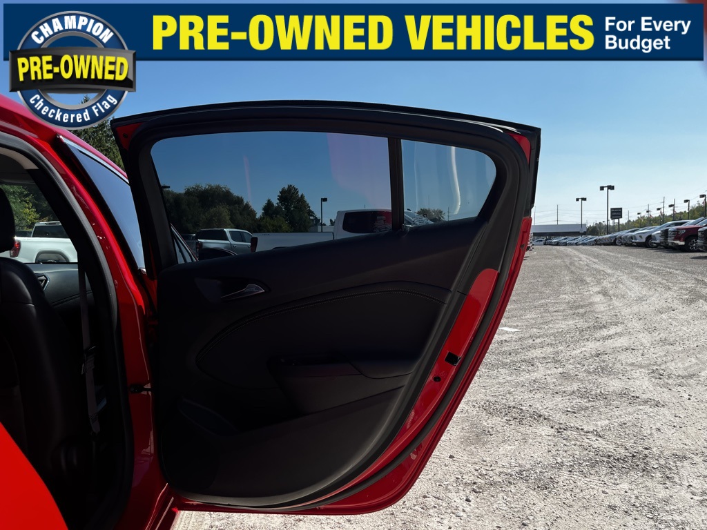 2016 Chevrolet Cruze Premier photo 21