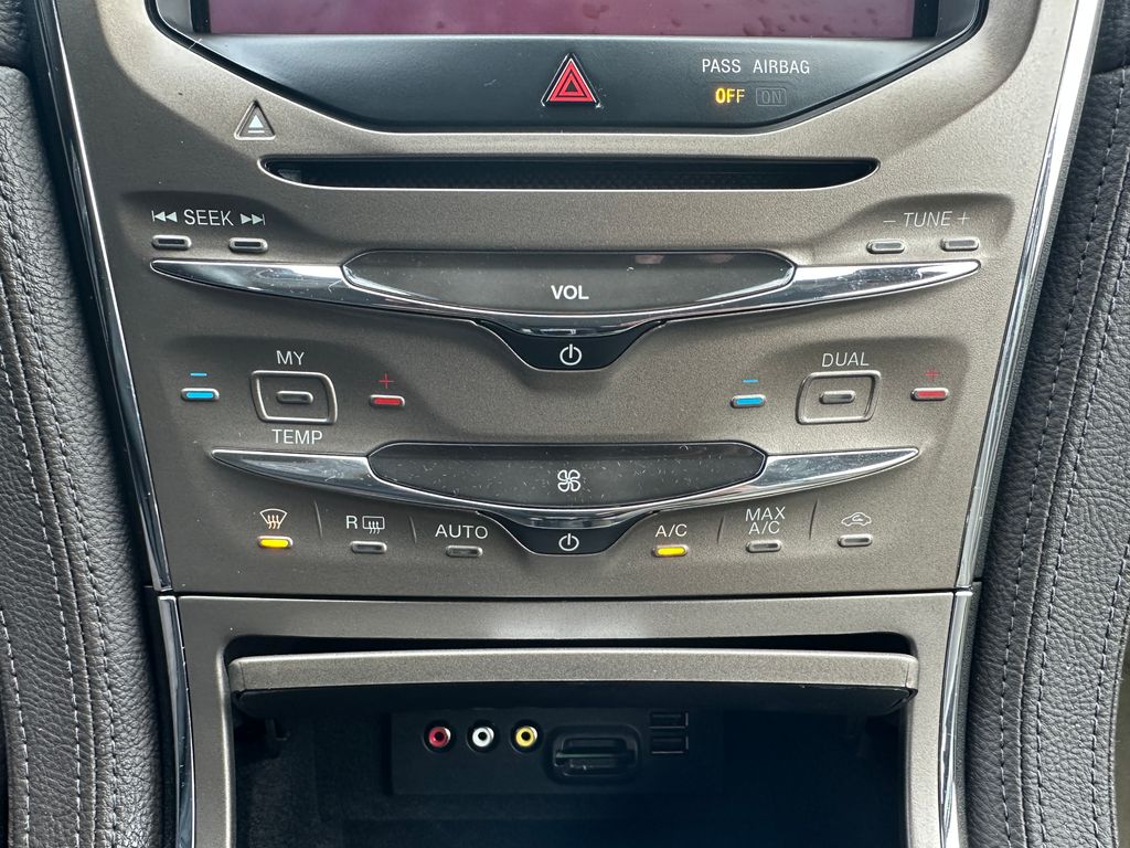2015 Lincoln MKX Base photo 14