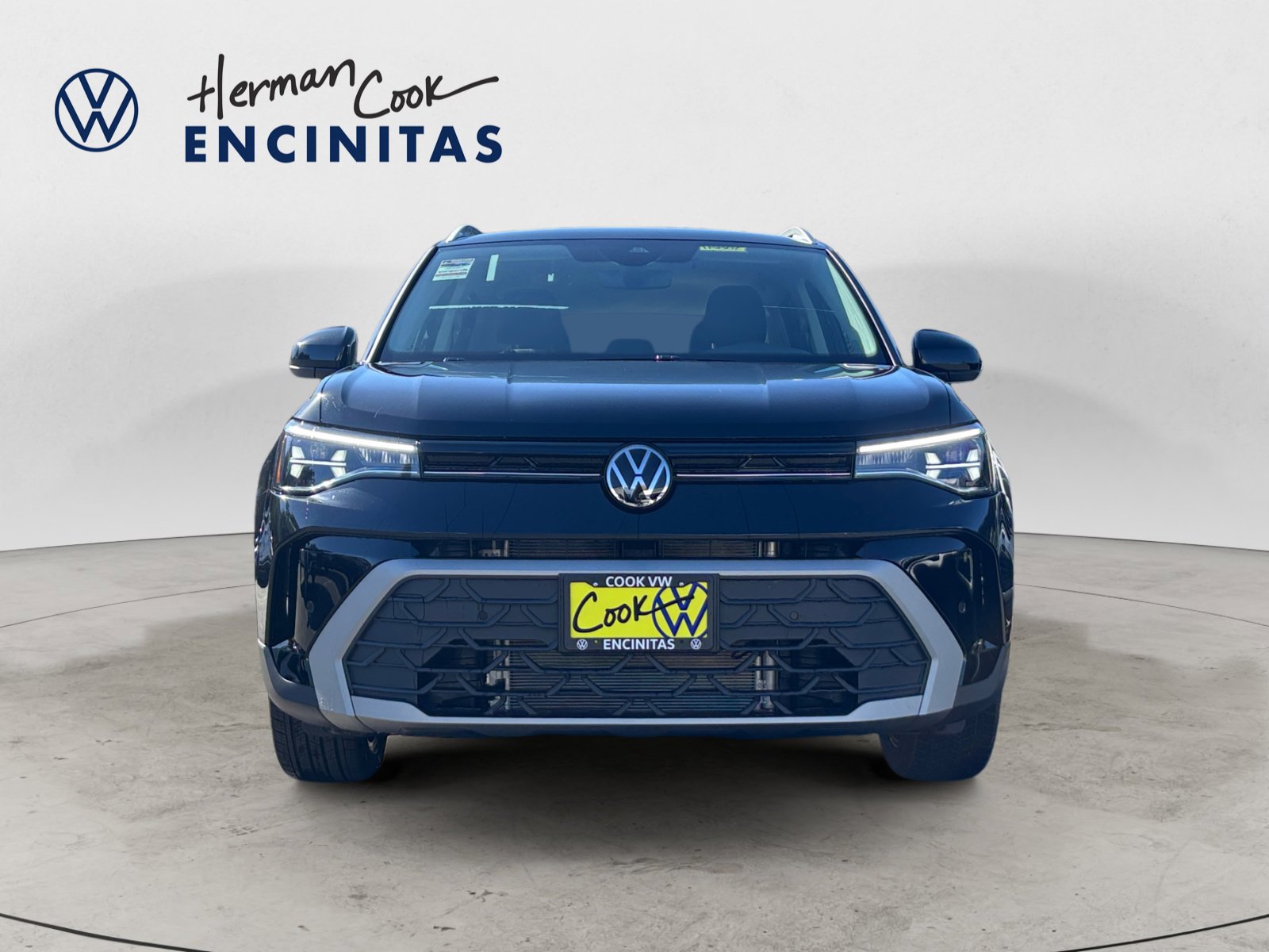 2025 Volkswagen Taos SE photo 8