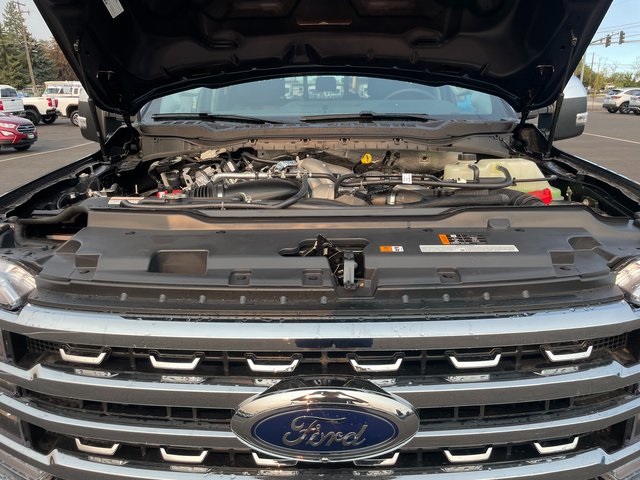 2025 Ford F-350 photo 36