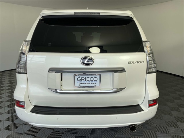 2023 Lexus GX 460 photo 3