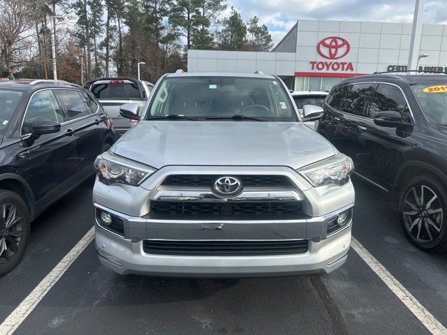 2017 Toyota 4Runner Limited's photo