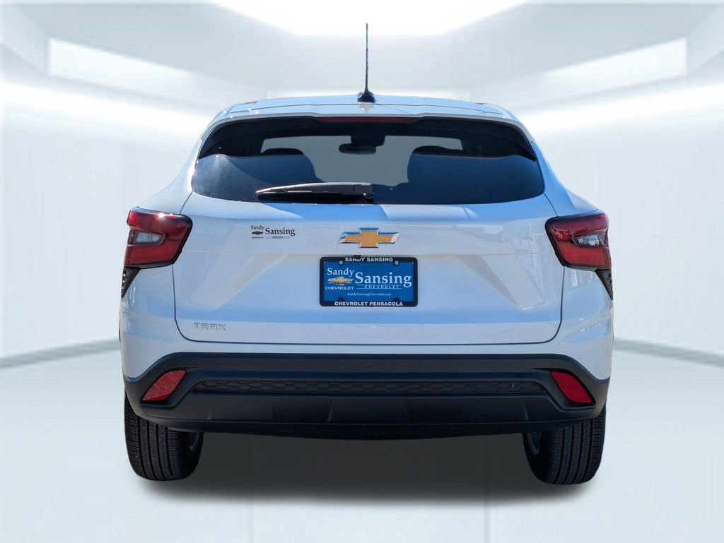 2026 Chevrolet Trax LS photo 4
