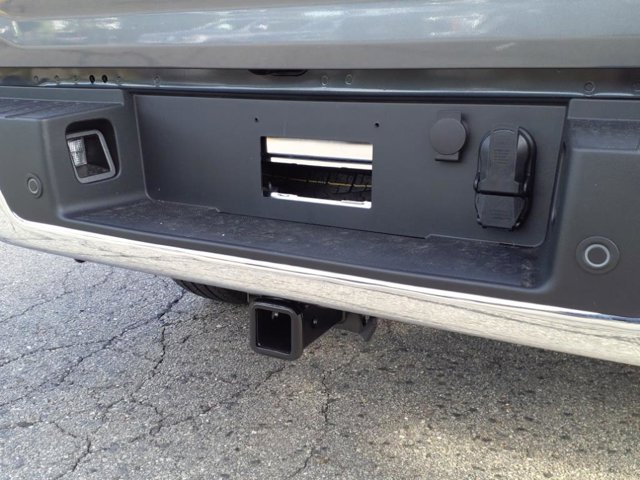 New 2024 Carbonized Gray Metallic Ford XLT image 24