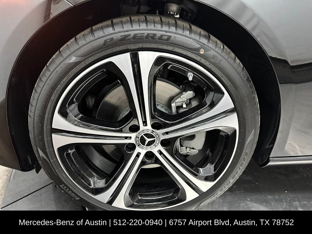 2025 Mercedes Benz C 300 photo 25