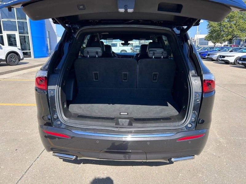 2022 Buick Enclave Premium photo 4