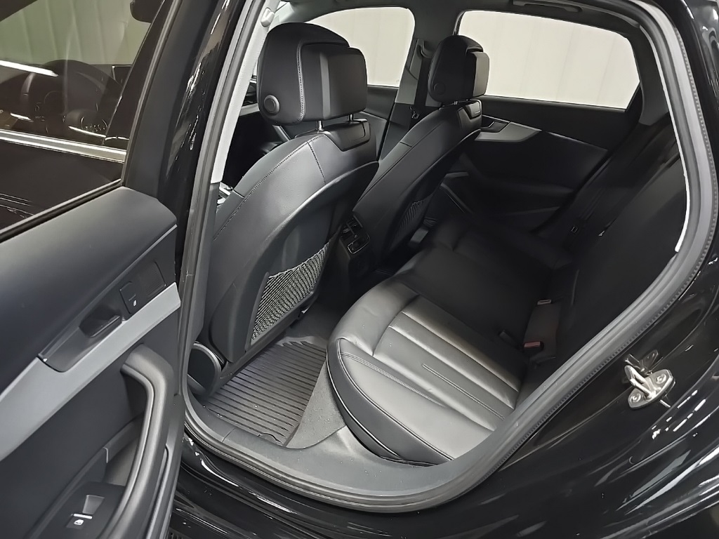 2018 Audi A4 2.0T Premium Plus Quattro photo 29