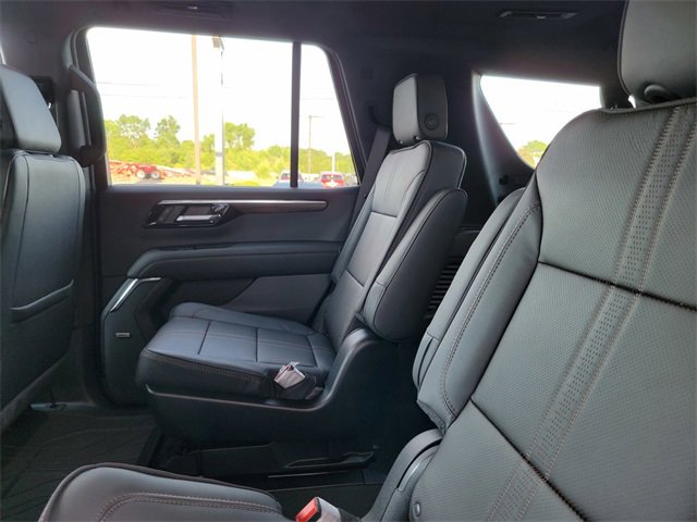 2025 Chevrolet Tahoe High Country photo 12