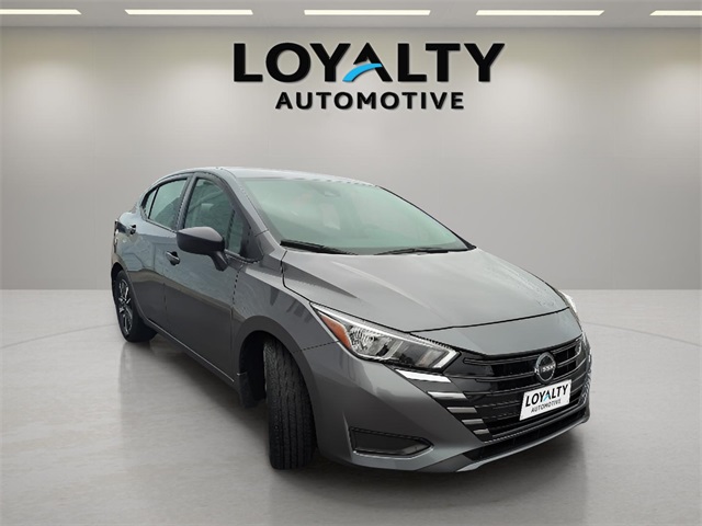 2024 Nissan Versa 1.6 S photo 4